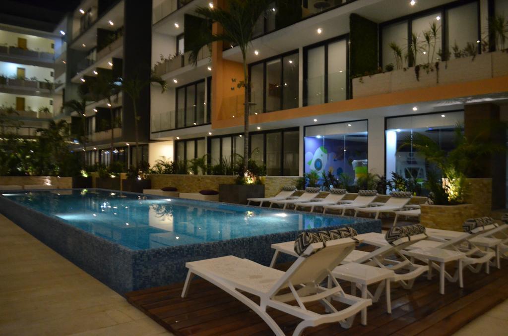 The City Luxury Suites Playa del Carmen Eksteriør bilde